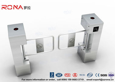 Torniquete biométrico del control de acceso del puente del banco de la puerta de la barrera del oscilación del RFID