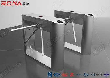 Anchura automática sin cepillo del paso por completo 550m m de la barrera del trípode del escáner de DC Rfid de la puerta